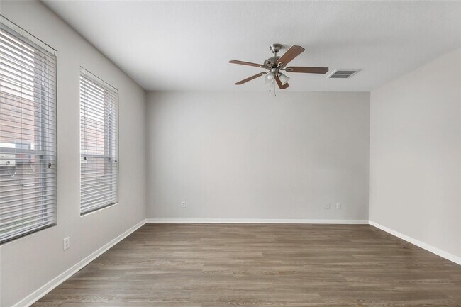 Building Photo - 17826 Alpine Brook Ln