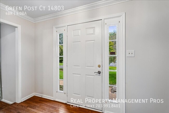 Building Photo - Green Post Ct 14803-