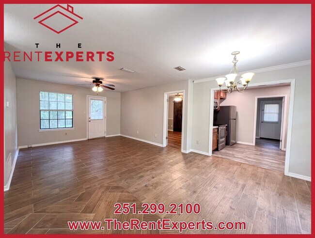 Building Photo - 2086 Mesa Dr
