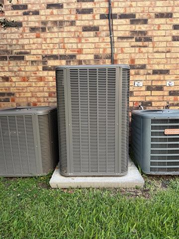 Building Photo - 5335 Bent Tree Forest Dr