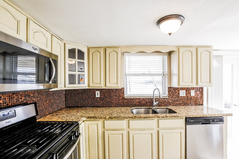 Building Photo - 4771 SW 154th Ave