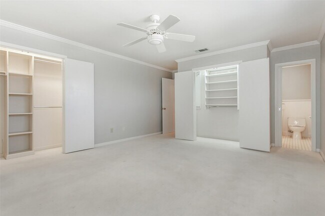 Building Photo - 6926 Colfax Dr