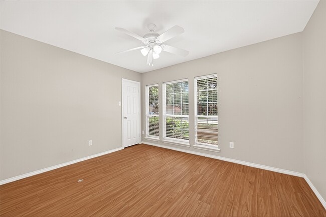 Building Photo - 16715 Red Falls Cir