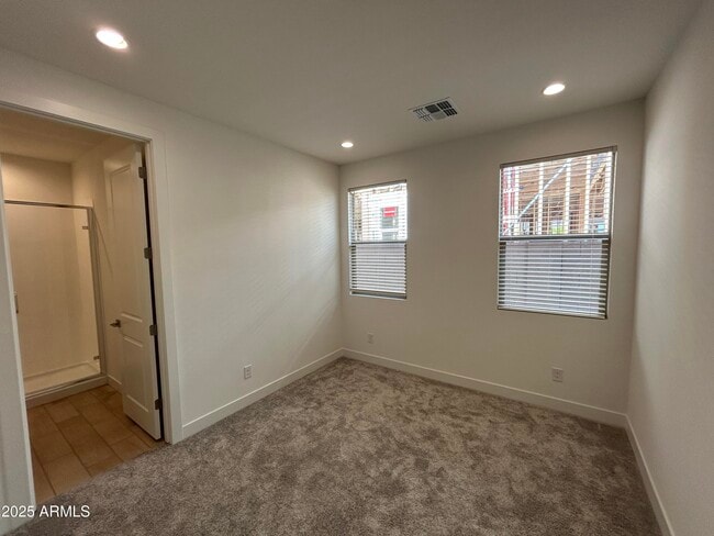 Building Photo - 11806 N Loma Linda St