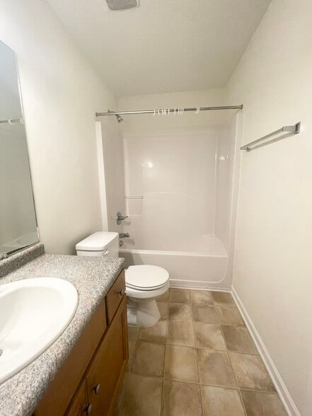 Building Photo - 604 Beretta Dr