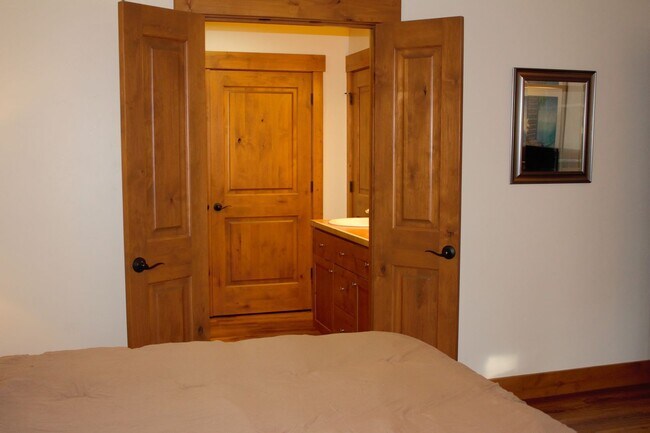 Building Photo - Incline Village Family Home Rental with Pr...