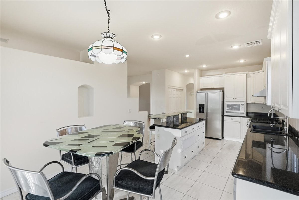 Building Photo - 1339 Echo Creek St