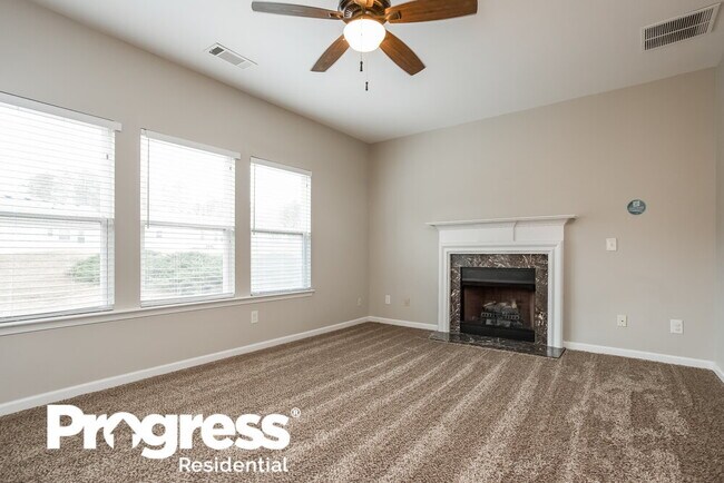 Building Photo - 5447 Bighorn Pass