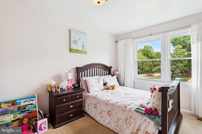 Building Photo - 4555 Lantern Pl