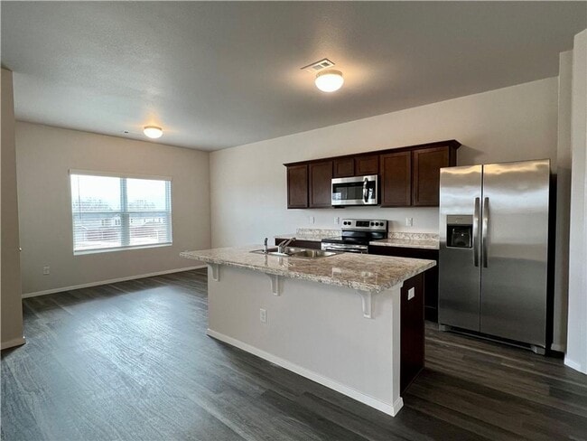 Building Photo - Nice Home in Farmington