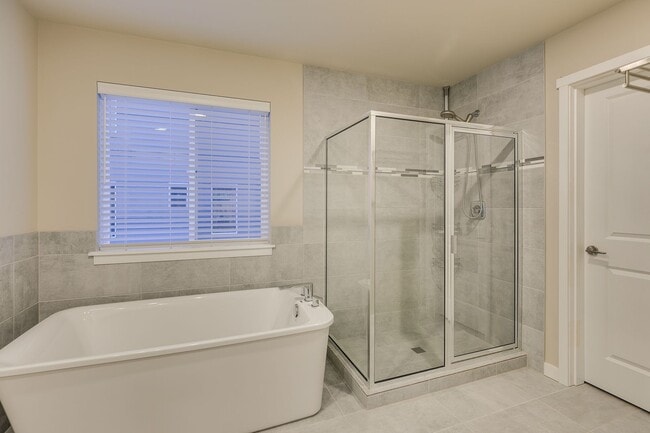 Building Photo - Beautiful Bothell Home Close to North Creek High!