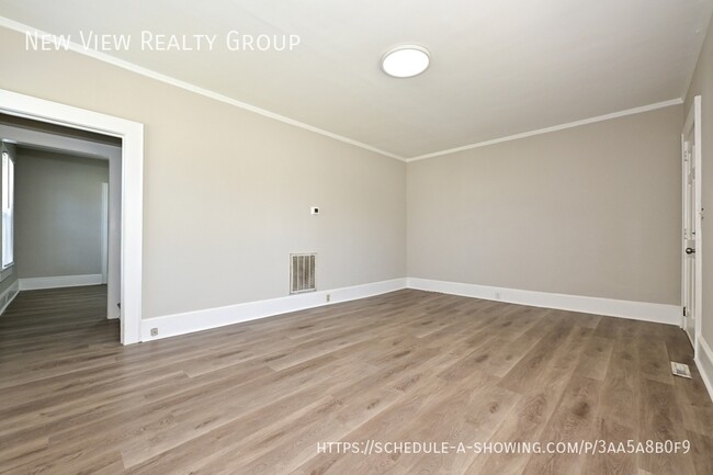 Building Photo - 134 Saluda St