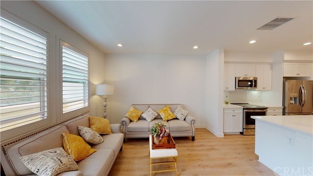 Building Photo - 1060 S Harbor Blvd