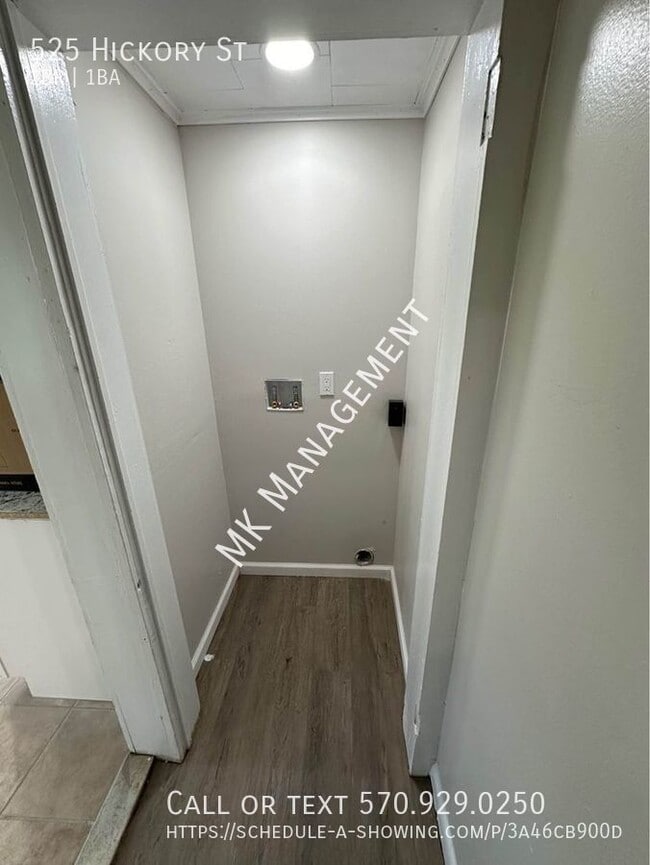 Building Photo - 525 Hickory St