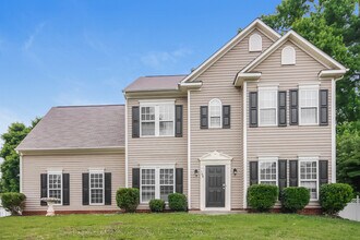 Building Photo - Charming 4-Bedroom Corner-Lot Home