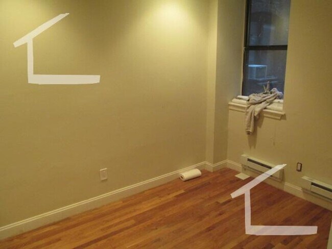 Building Photo - 49 Westland Ave
