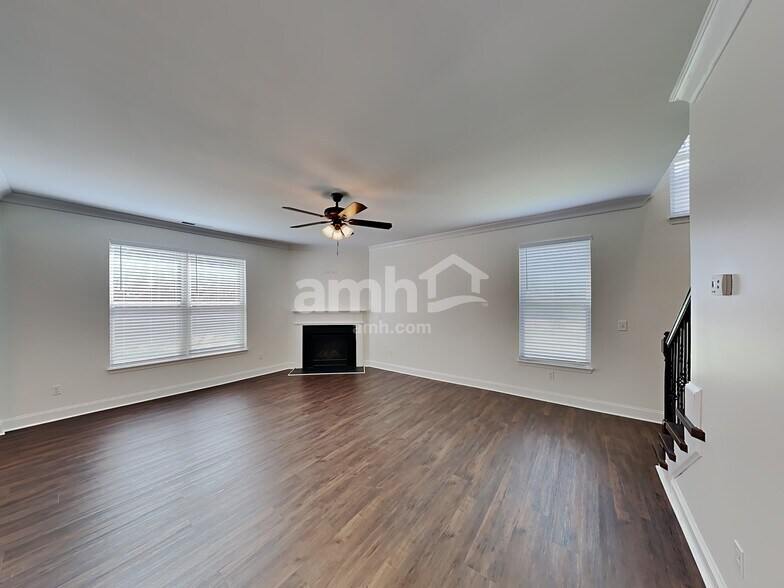 Building Photo - 44 Brookhill Ct