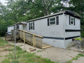 Building Photo - Updated Home in Laurel Lakes NJ FOR RENT $...
