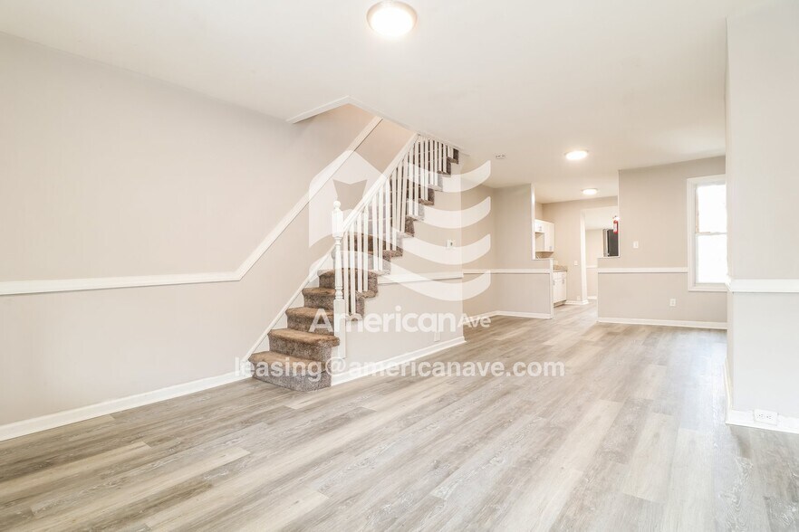 Building Photo - 6139 Algard St