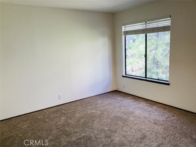 Building Photo - 27657 Peninsula Dr