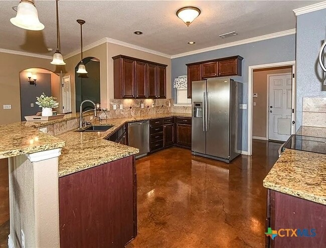 Building Photo - 4910 Bronze Dr