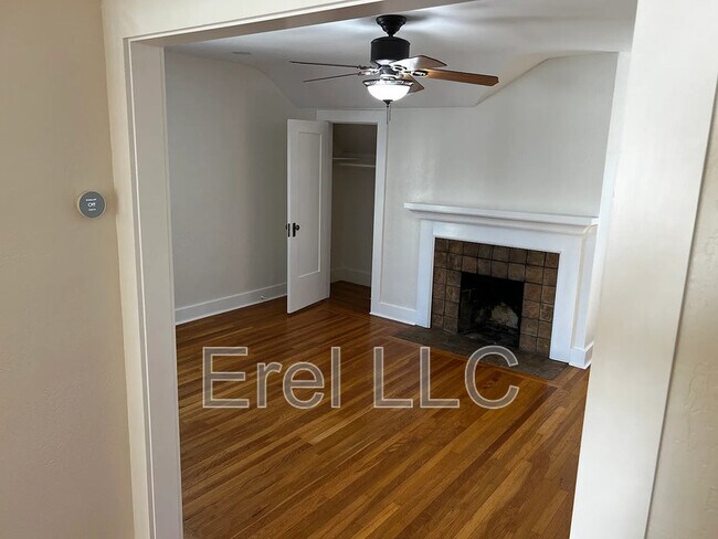 Building Photo - 2521 Ashby Ave