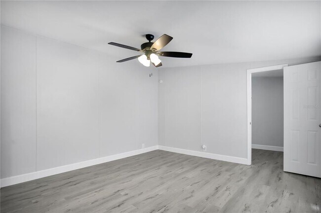 Building Photo - 10526 Bay Hills Cir