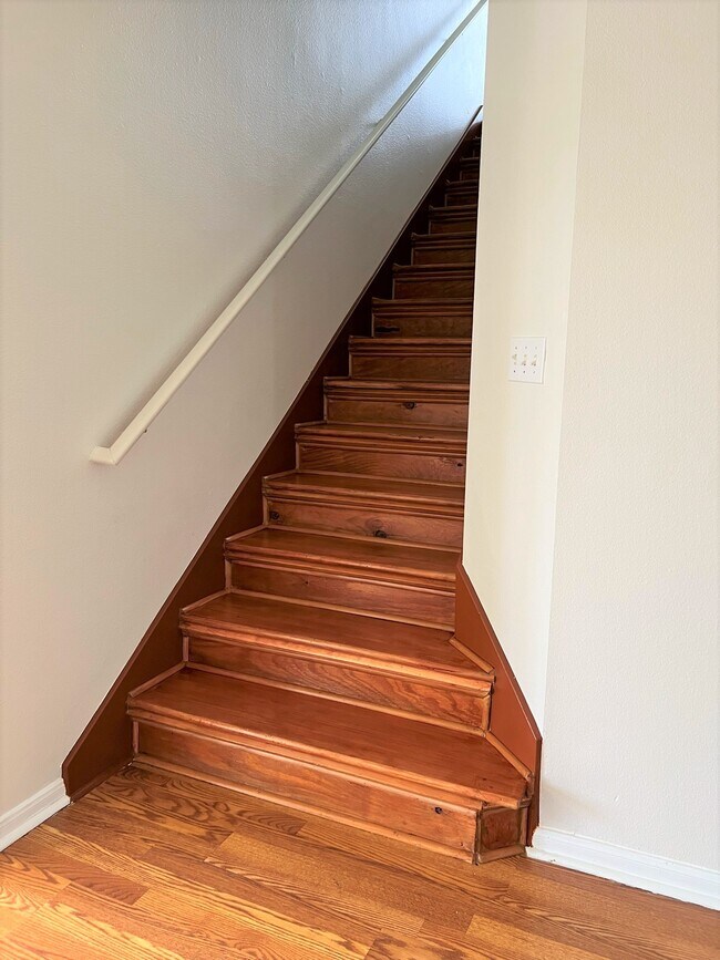 Building Photo - 740 Winborne Way