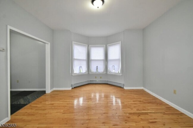 Building Photo - 659 S 17th St