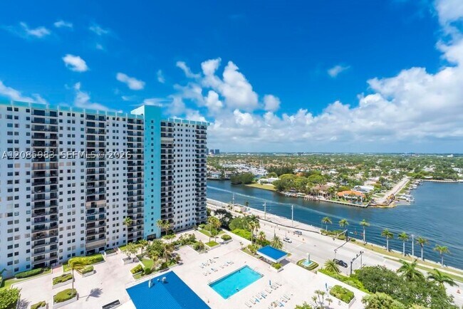 Building Photo - 1201 S Ocean Dr