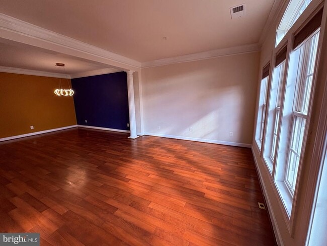 Building Photo - 635 Whetstone Glen St