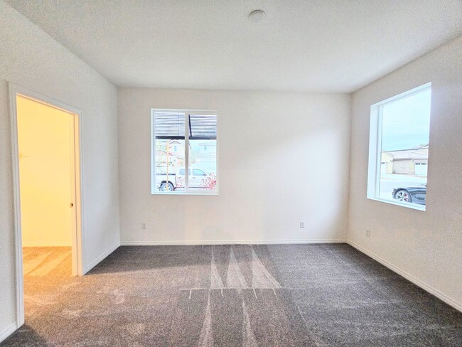 Building Photo - Rockport Ranch Beautiful Brand New Lennar ...