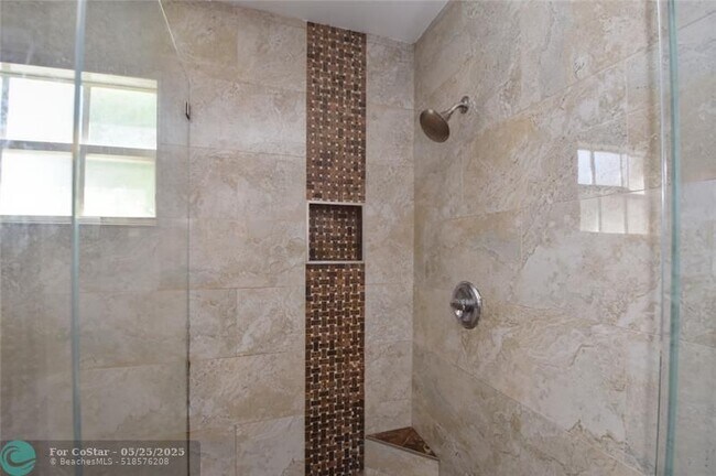 Building Photo - 10691 NW 12th Dr