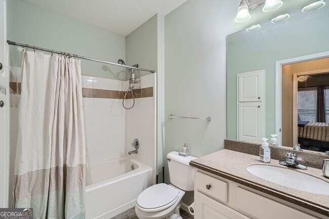 Building Photo - 4333 Dunwoody Park