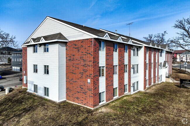18 Unit Building - The Bridgeport