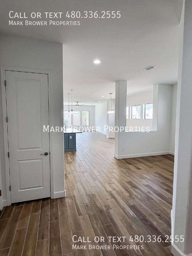 Building Photo - 565 W Glacier Bay Dr