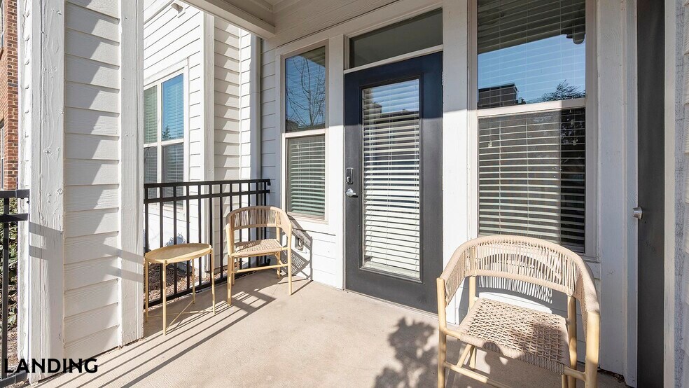 Building Photo - 10051 Perimeter Station Dr