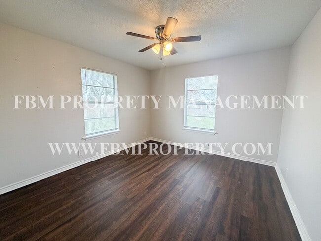 Building Photo - 107 Berrys Chapel Rd