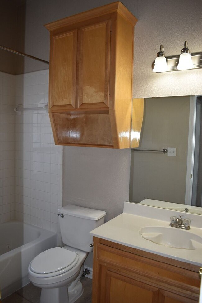 Building Photo - 3BD/2BA Home in Harker Heights with desira...