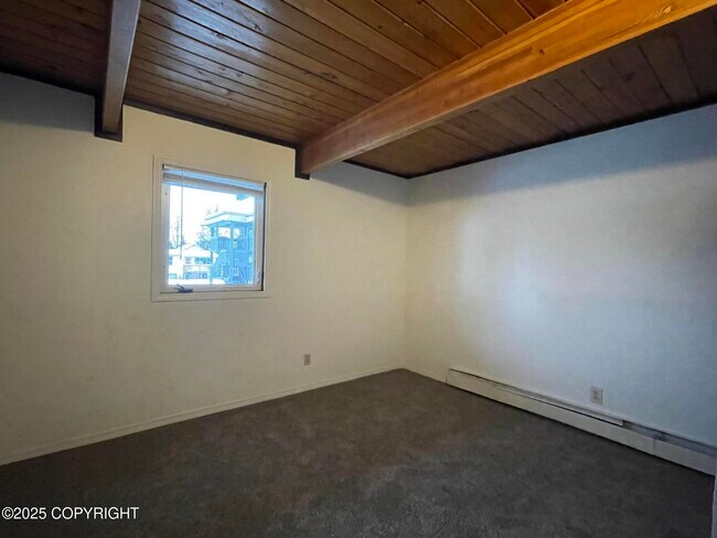 Building Photo - 2805 W 31st Ave