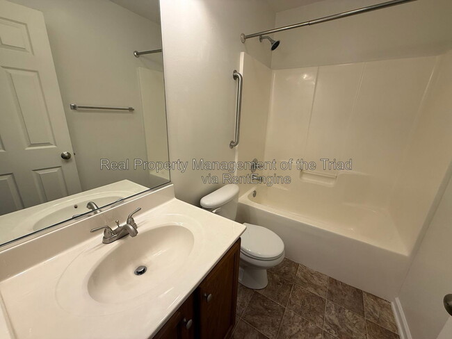 Building Photo - 5817 Huckleberry Ct