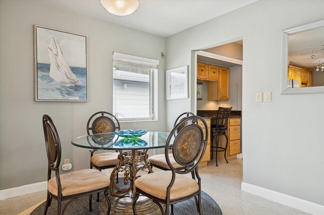 Building Photo - 561 Bayshore Dr