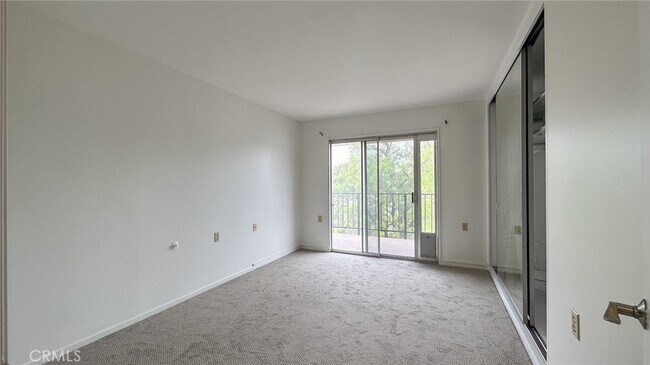 Building Photo - 2227 Via Puerta
