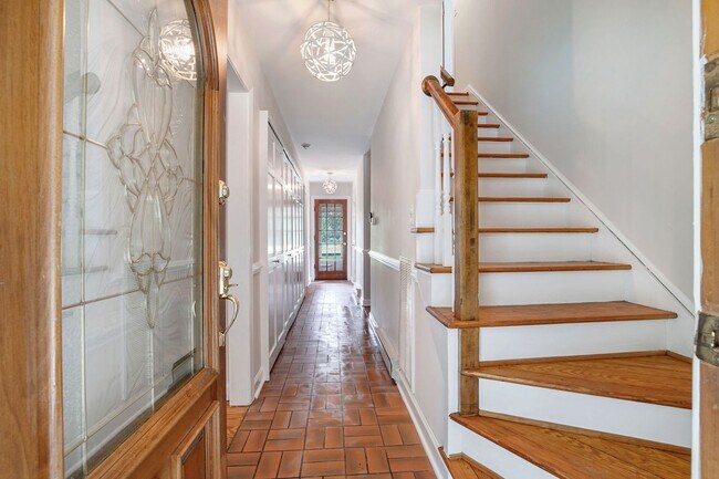 Building Photo - Call Victoria Jenkins at (757)525-7157 for more information