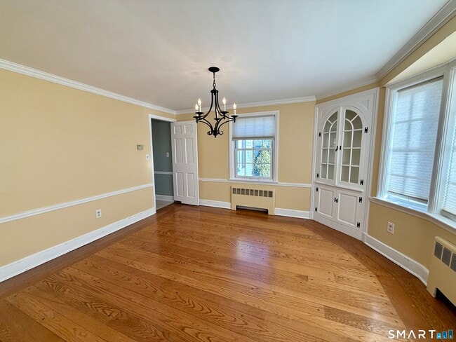 Building Photo - 16 Killian Ave