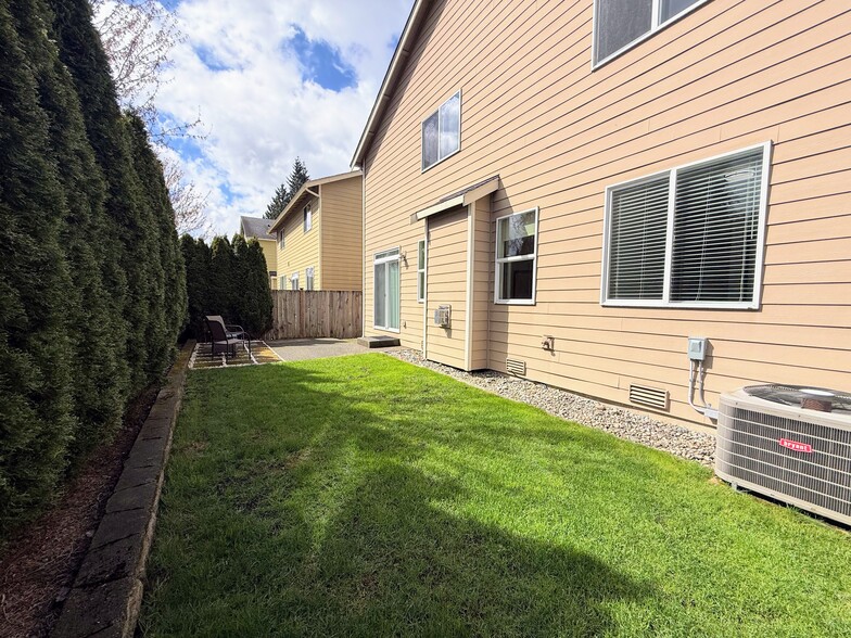 Building Photo - 3415 189th Pl SE