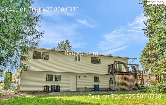 Building Photo - Bright & Modern 1BR in Bothell – Walk to Everything!