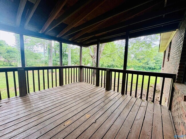 Building Photo - 104 Cotton Hill Rd