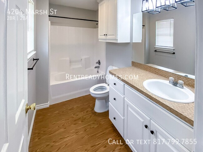 Building Photo - 4204 Marsh St