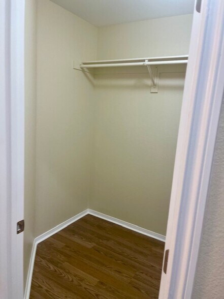 Building Photo - 7208 Bombay Reef Ct